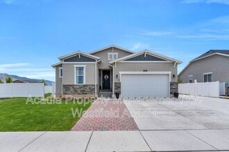 Building Photo - 1460 Lowe Peak Dr