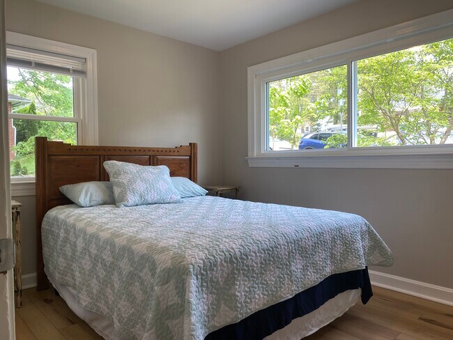 Foto del edificio - 1122 Forest Hills Ave