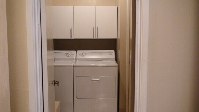 Building Photo - 137 El Dorado Cmn
