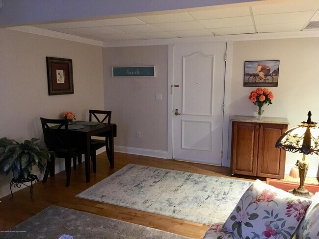 Foto del edificio - 700 Ocean Ave