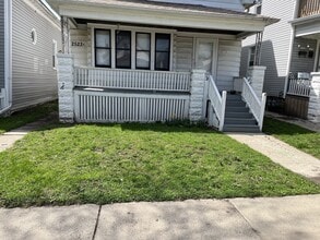 Building Photo - 2523 S 12th St