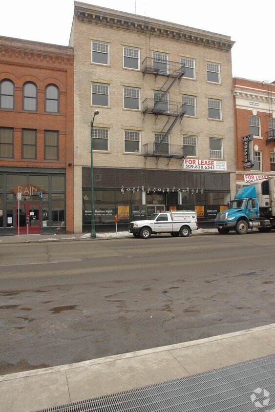Primary Photo - 1011 W 1st Ave