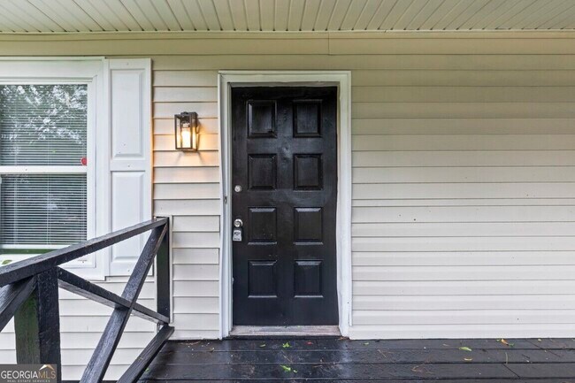 Building Photo - 1229 Creek Forest Ct NW