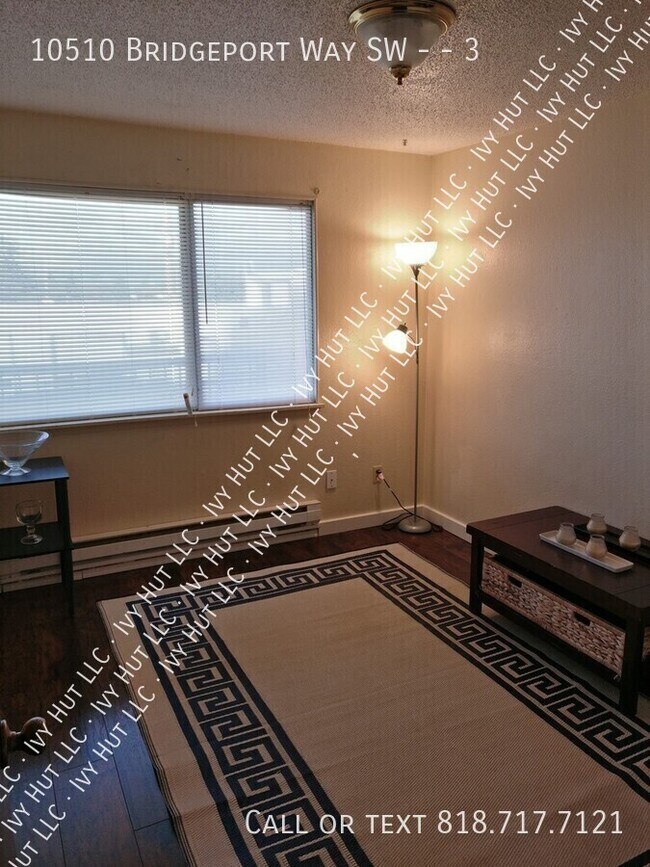 Foto del edificio - 10510 Bridgeport Way SW