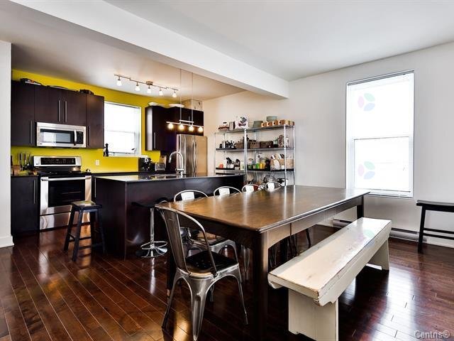 Photo du bâtiment - 3427 Rue Doré