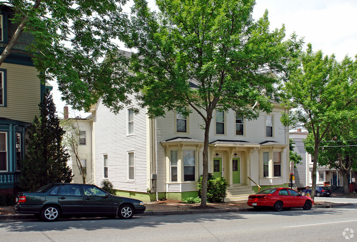 Building Photo - 212-214 High St