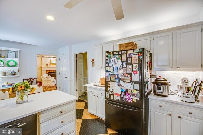 Building Photo - 20 Aiken Rd