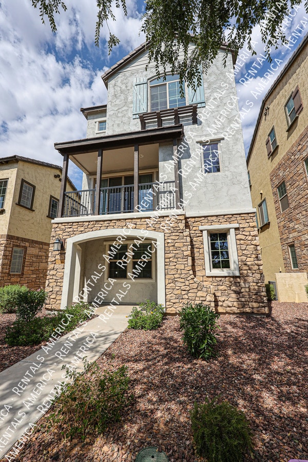 Building Photo - 4 bedroom 3.5 bath in Gilbert