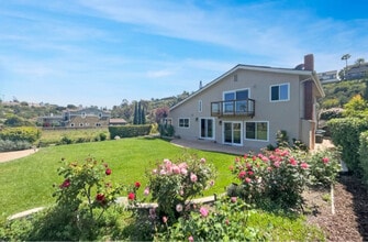 Building Photo - 2644 La Costa Ave