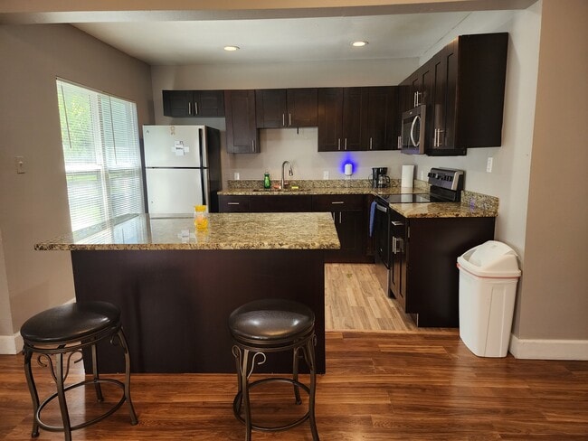 Foto del edificio - 8212 N Dakota Ave