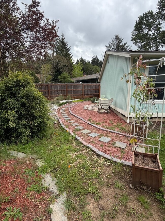 Foto del edificio - (969) Lance Way - 3 Bedroom / 2 Bath Home