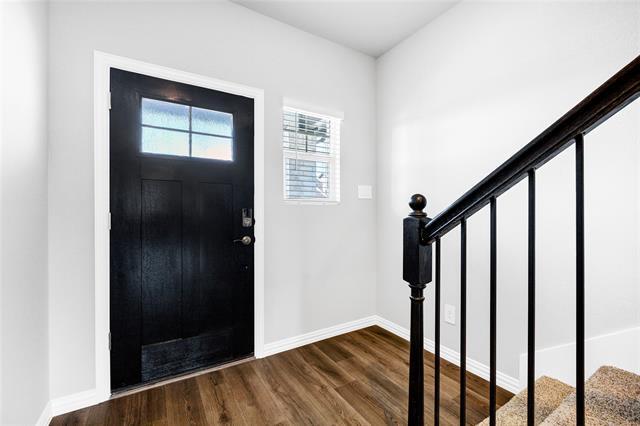 Foto del edificio - 518 Ezra Ln