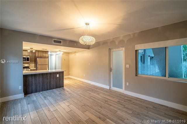 Building Photo - 1 br, 1 bath  - 942 Lenox Ave Apt 9