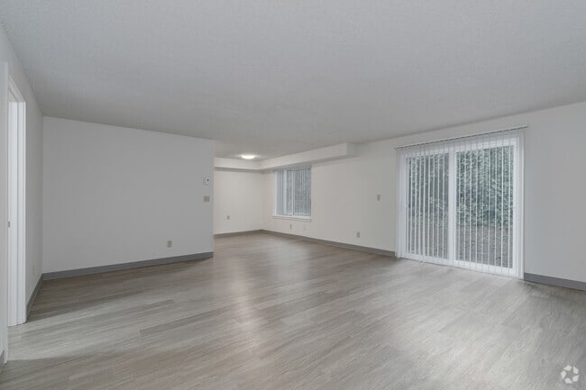 2BR, 1BA - 950SF Living Room - The Ridge at Bull Mountain