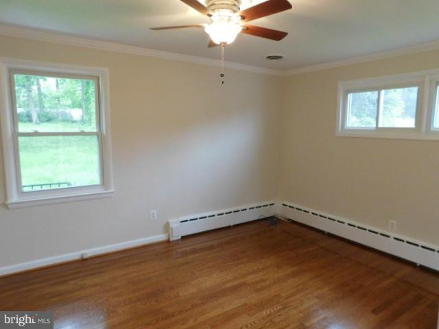 Foto del edificio - 2025 Forest Hill Dr