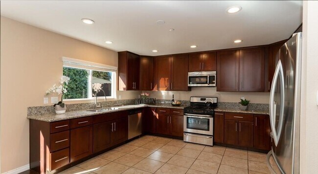 Building Photo - Imperial Beach -  Beautiful 4 bedrooms and...