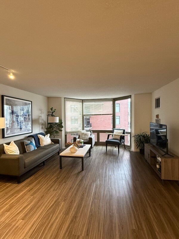 Foto del edificio - 1135 N Dearborn St