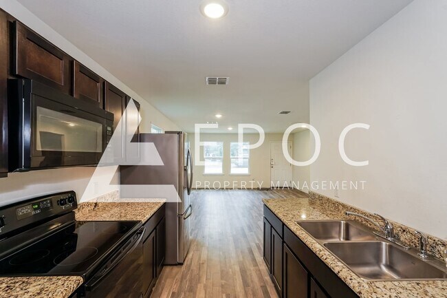 Foto del edificio - 719 N 13th St