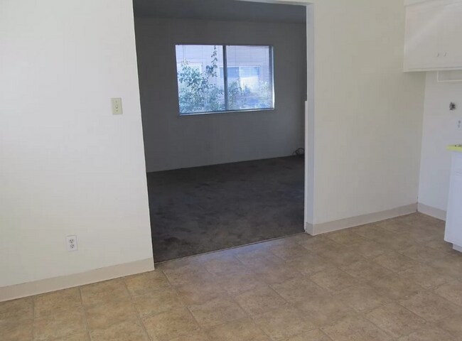 Foto del edificio - Beautiful 2 bedroom 1 bath located in Elk ...