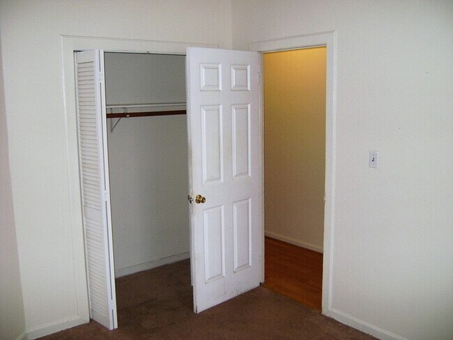 Foto del edificio - 513-519-519 12th St SE