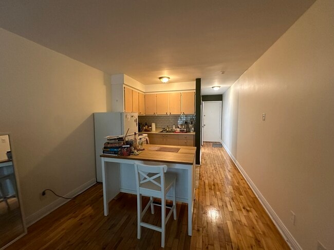 Kitchen - 4455 rue Colonial