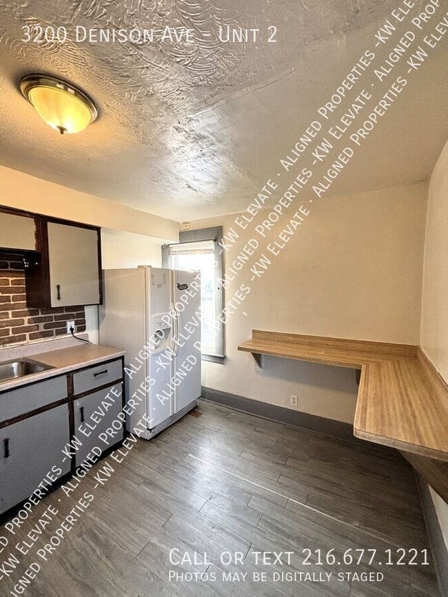 Foto del edificio - 3200 Denison Ave