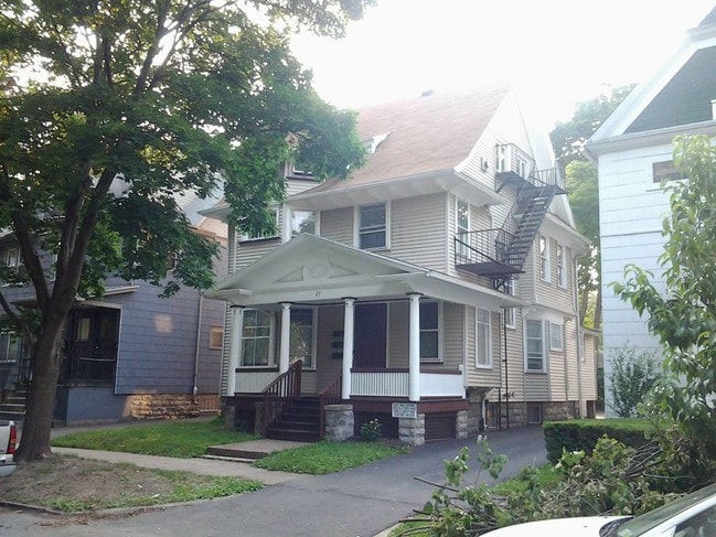 Front View - 27 Sumner Park