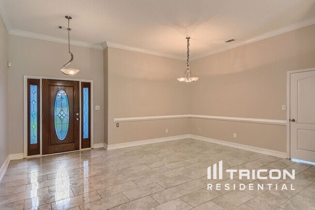 Foto del edificio - 105 Arbor Cove Way