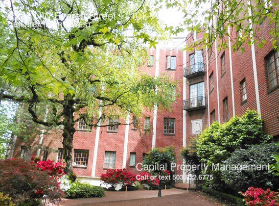 Foto principal - 2284 NW Everett St