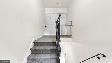Building Photo - 333 Lacey Ave