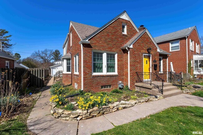 Building Photo - 1612 Elmore Avenue