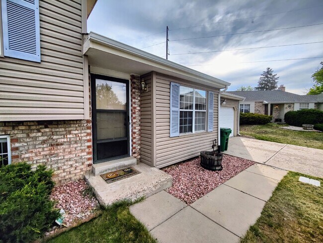 Building Photo - "3-Bed Home with Cozy Fireplace at 16938 E...