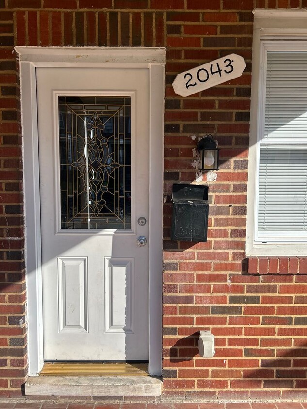 Primary Photo - NEWLY RENOVATED TOWNHOME IN WEST BALTIMORE