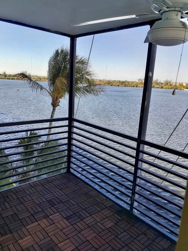 Foto del edificio - 1175 NE Miami Gardens Dr