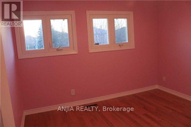 Building Photo - 51 Topham Crescent