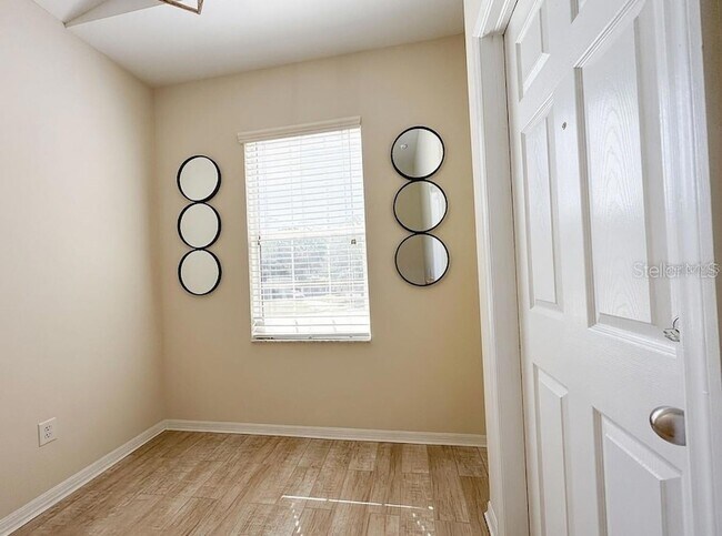 Foto del edificio - 21915 Bell Lake Rd