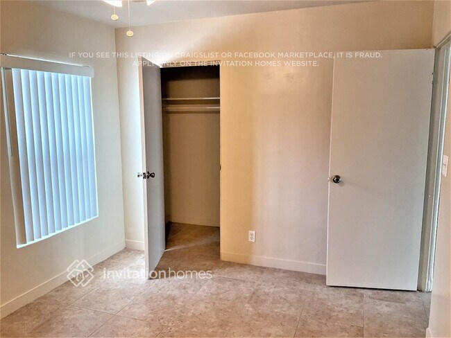 Foto del edificio - 527 W 1st St