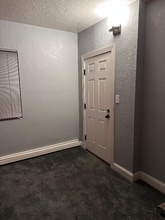 Building Photo - 1326 7th Ave N