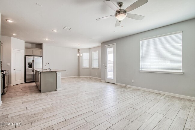 Building Photo - 14508 Dominic Azcarate Dr