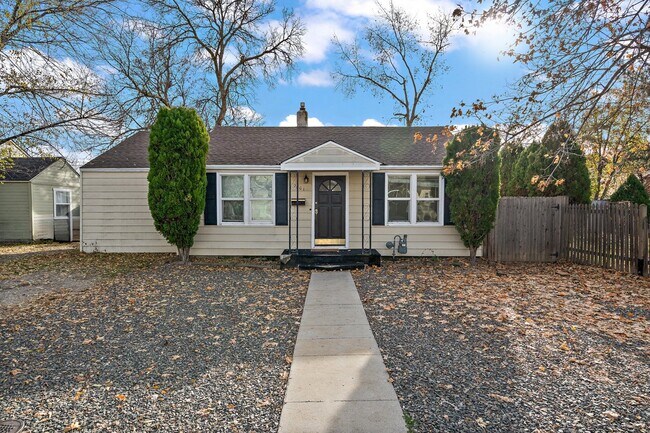 Foto del edificio - Charming 2 Bed, 1 Bath Boise Bench Home