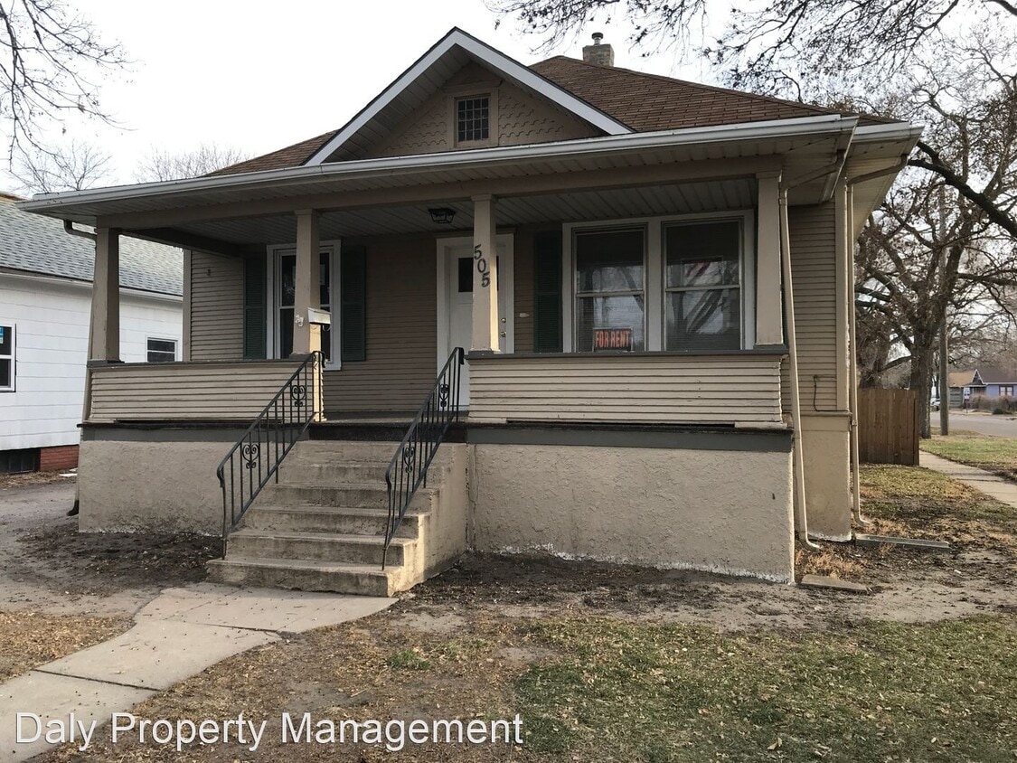 Primary Photo - 2 br, 1 bath House - 505 E 1st St