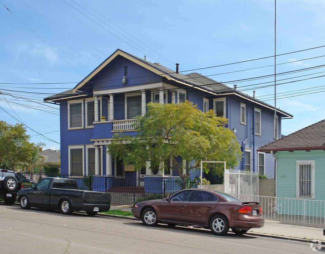 Primary Photo - Estancia Del Rey