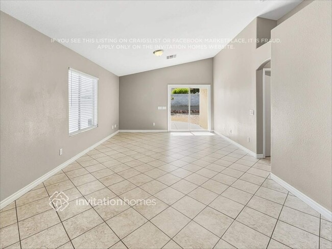 Foto del edificio - 3413 Travelers Ct