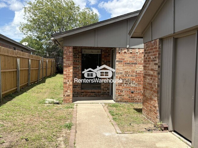 Foto del edificio - 10258 Maverick Dr