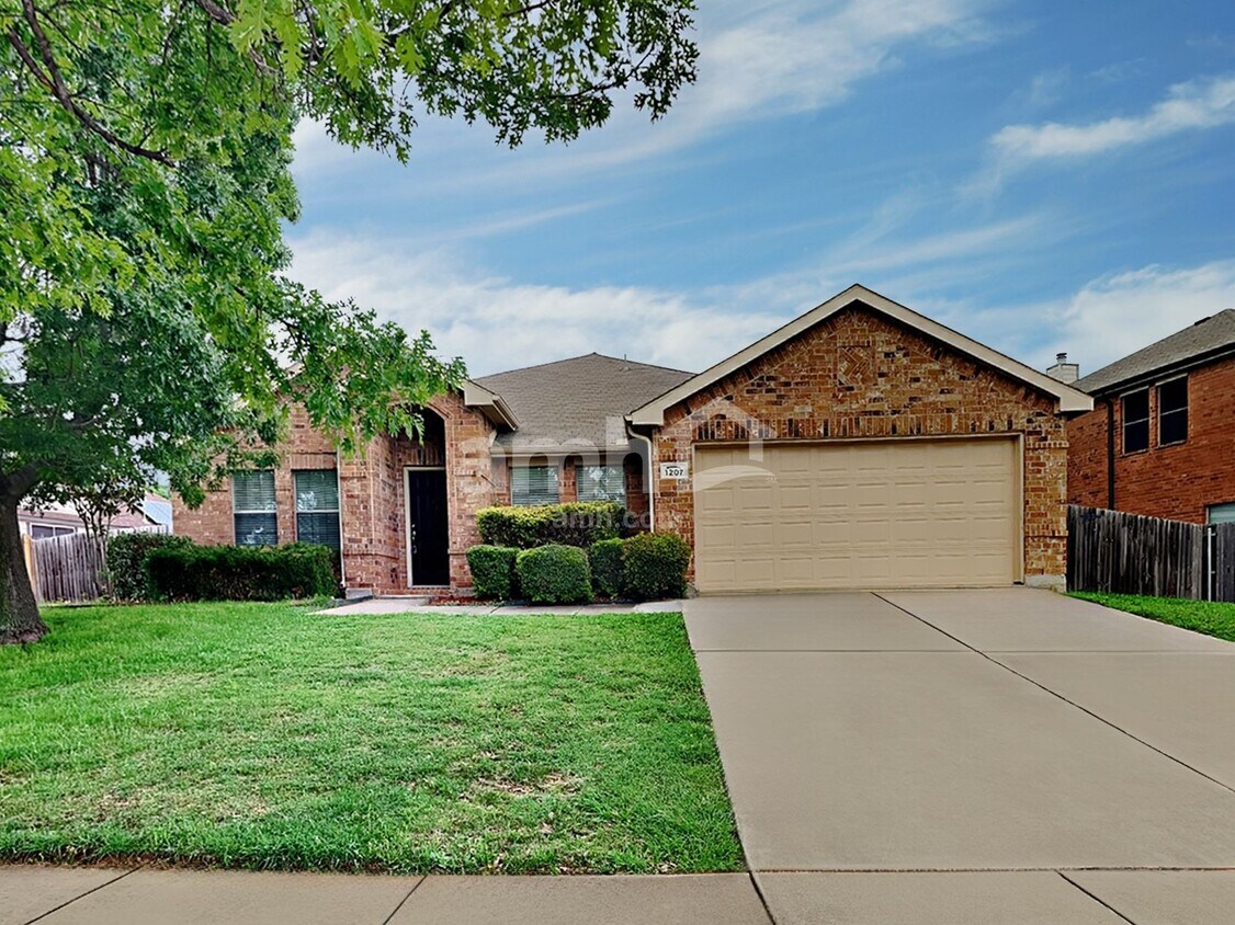 Foto principal - 1207 Fox Glen Trail