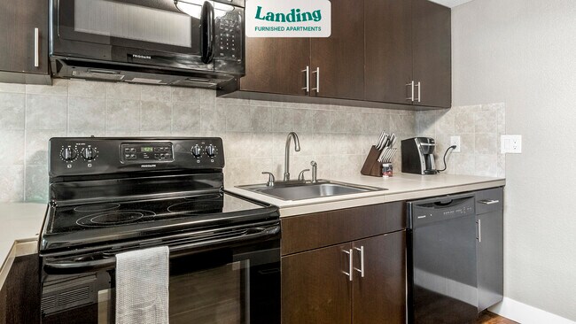 Foto del edificio - 720 Fairlane Ave