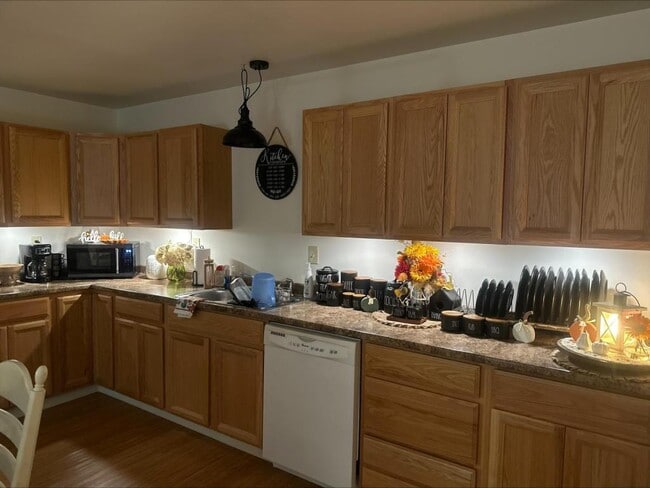 Foto del edificio - 1530 Briar Manor