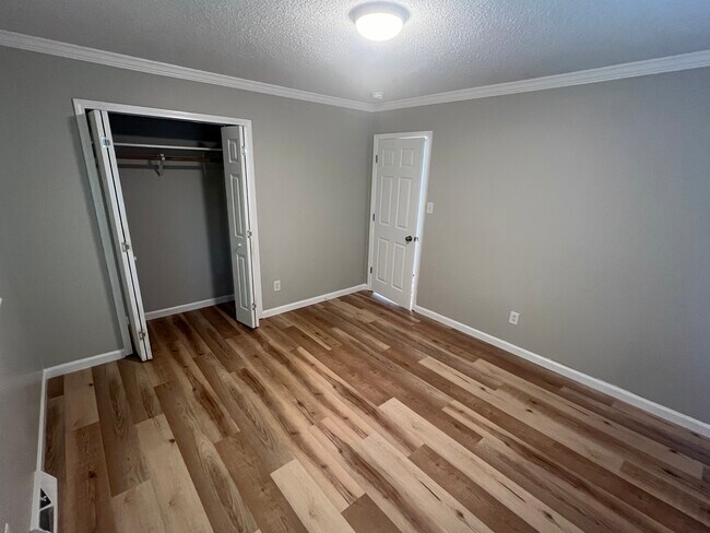 Foto del edificio - 909 N Flint St