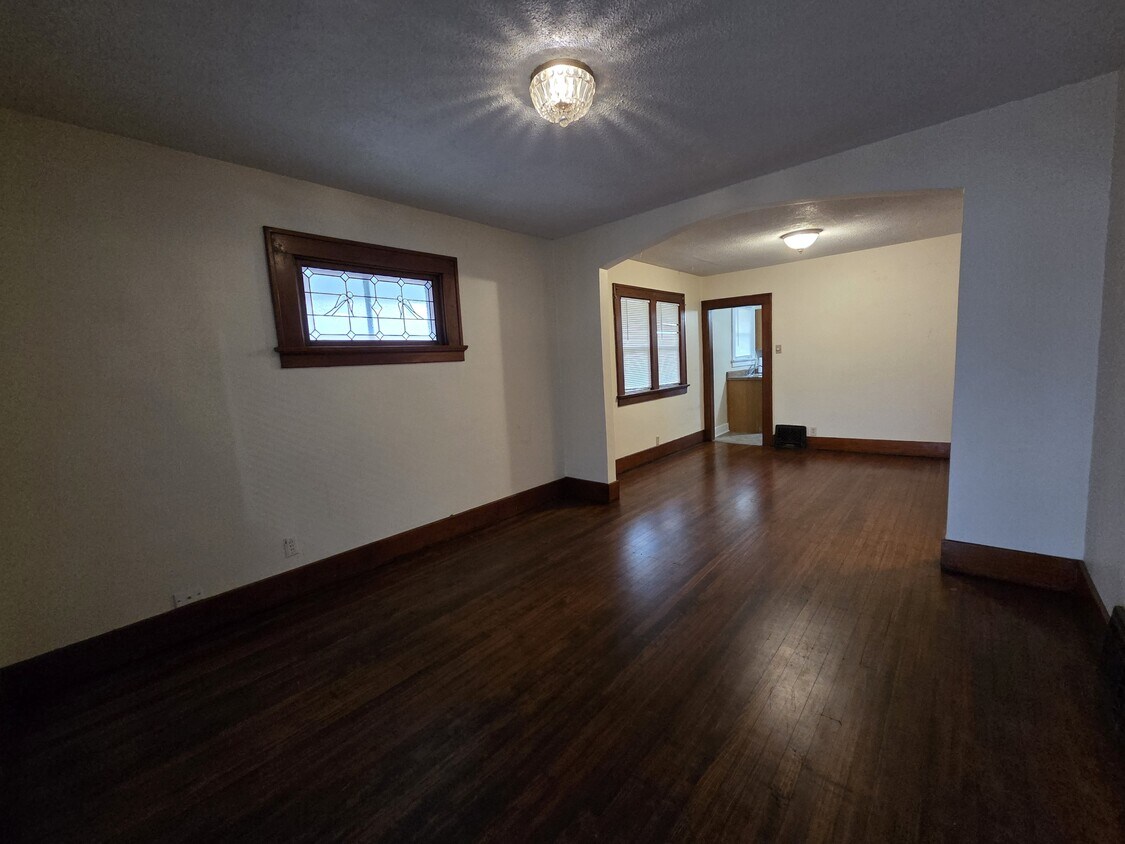 Foto principal - 1239 Charlotte Ave