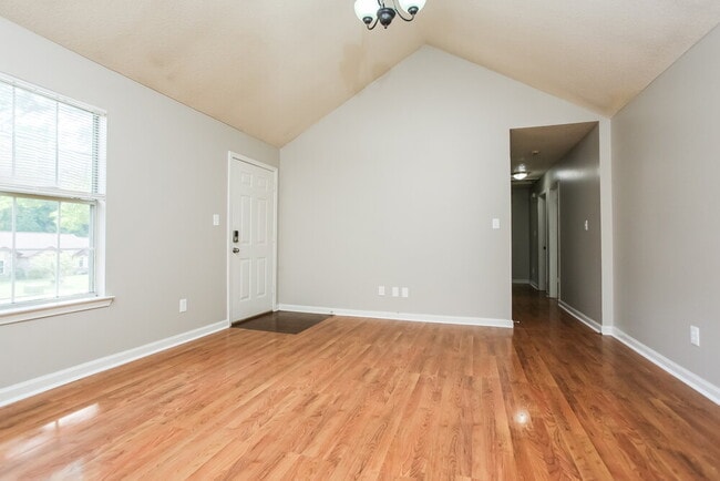 Building Photo - 4089 Gouverneur St